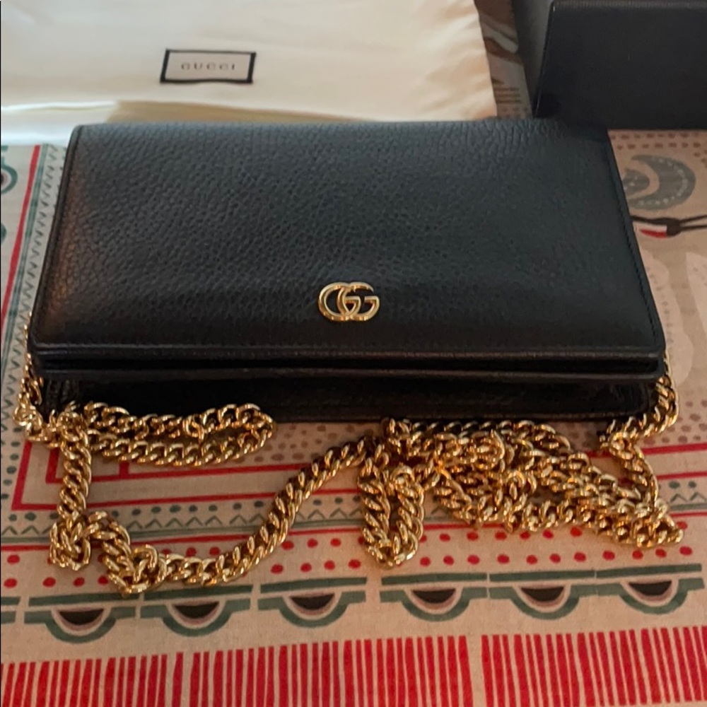 Gucci Marmont Leather Chain Wallet